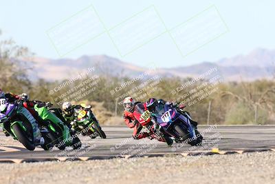media/Dec-06-2025-CVMA (Sat) [[4a896cc04c]]/Race 9-500-400-350 Supersport/